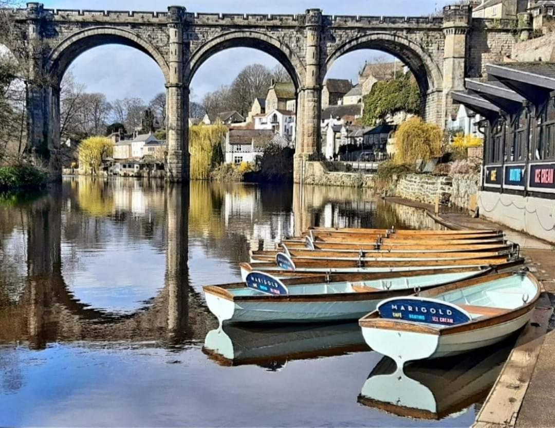 Castle Ings Jem Hotel Knaresborough Exterior foto
